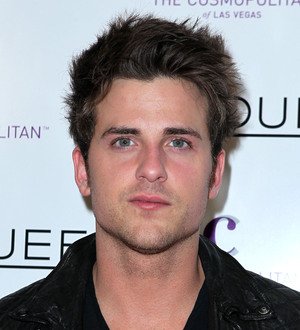 Jared Followill proposes to model girlfriend