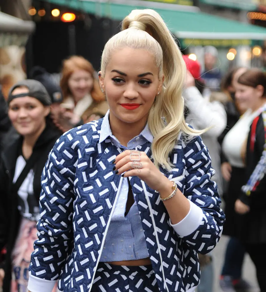 Rita Ora apologises to Michael Clifford for stage fall