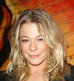 LeAnn Rimes sporting new tattoo