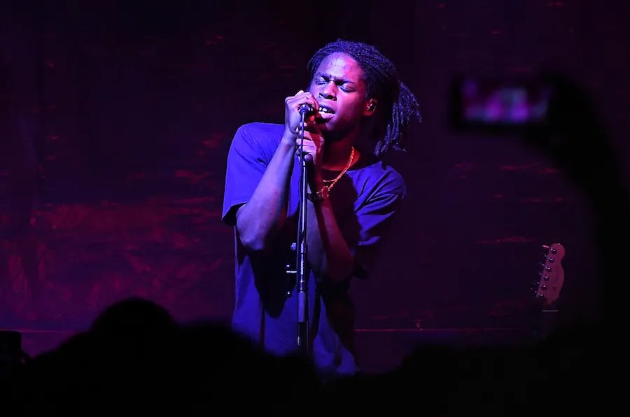 ARTIST SPOTLIGHT: Daniel Caesar