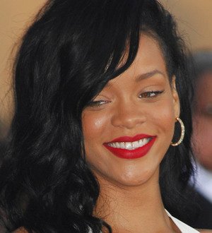 Rihanna to show off comedy skills in Seth Rogen movie