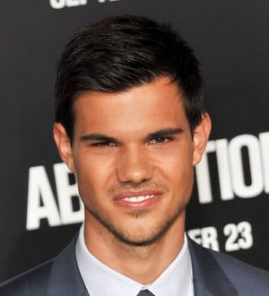 Taylor Lautner and Lily Collins split - report