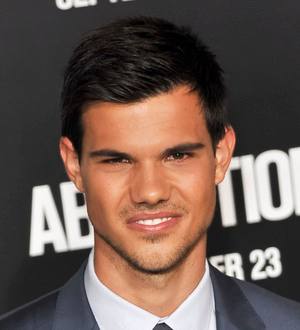 Taylor Lautner and Lily Collins split - report