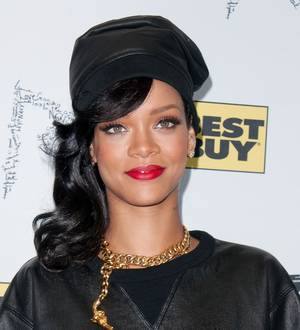 Rihanna loses movie role to pop rival Rita Ora