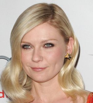Kirsten Dunst wins restraining order
