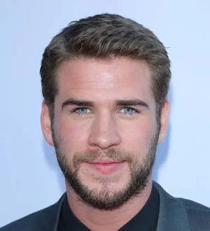 Liam Hemsworth's burger story earns him,000 for charity
