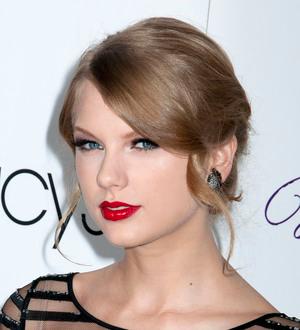 Taylor Swift: 'I don't want to date right now'