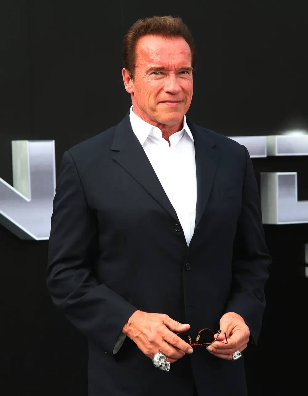 Why Arnold Schwarzenegger Is Actually The Perfect Choice To Take Over "Celebrity Apprentice"!