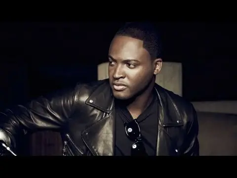 Taio Cruz Dishes His Line of Shades and Watches - CELEBRITY TREND REPORT