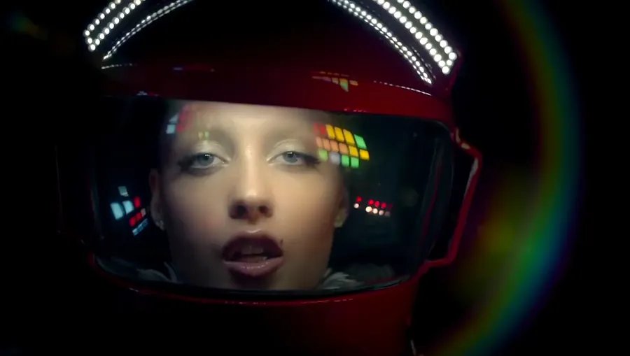 Eden xo Releases Out-of-this-World Music Video for "El Barrio"!