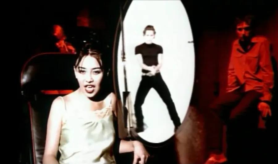 SUNDAY MUSIC VIDS: Sneaker Pimps