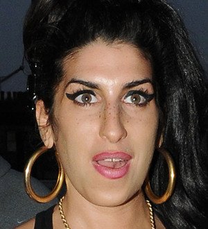 Amy Winehouse honoured by stage school