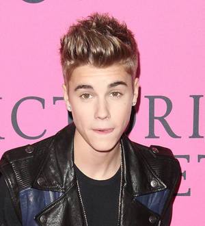 Justin Bieber makes surprise appearance as TV show drummer