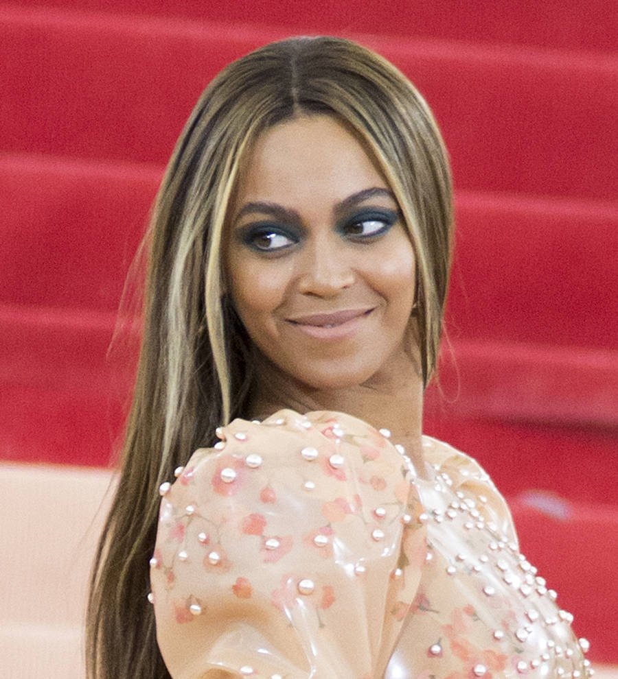 Beyonce remembers Aaliyah on death anniversary