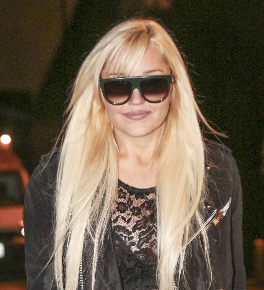 Amanda Bynes sober, plotting acting return
