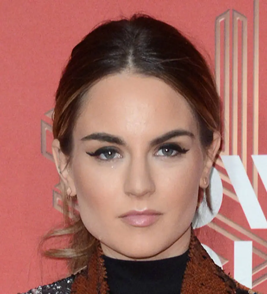 JoJo overcame fear of traveling solo following father's death