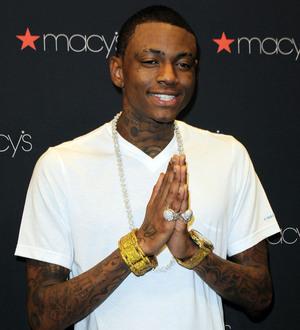 Soulja Boy 'sorry' for anti-army song