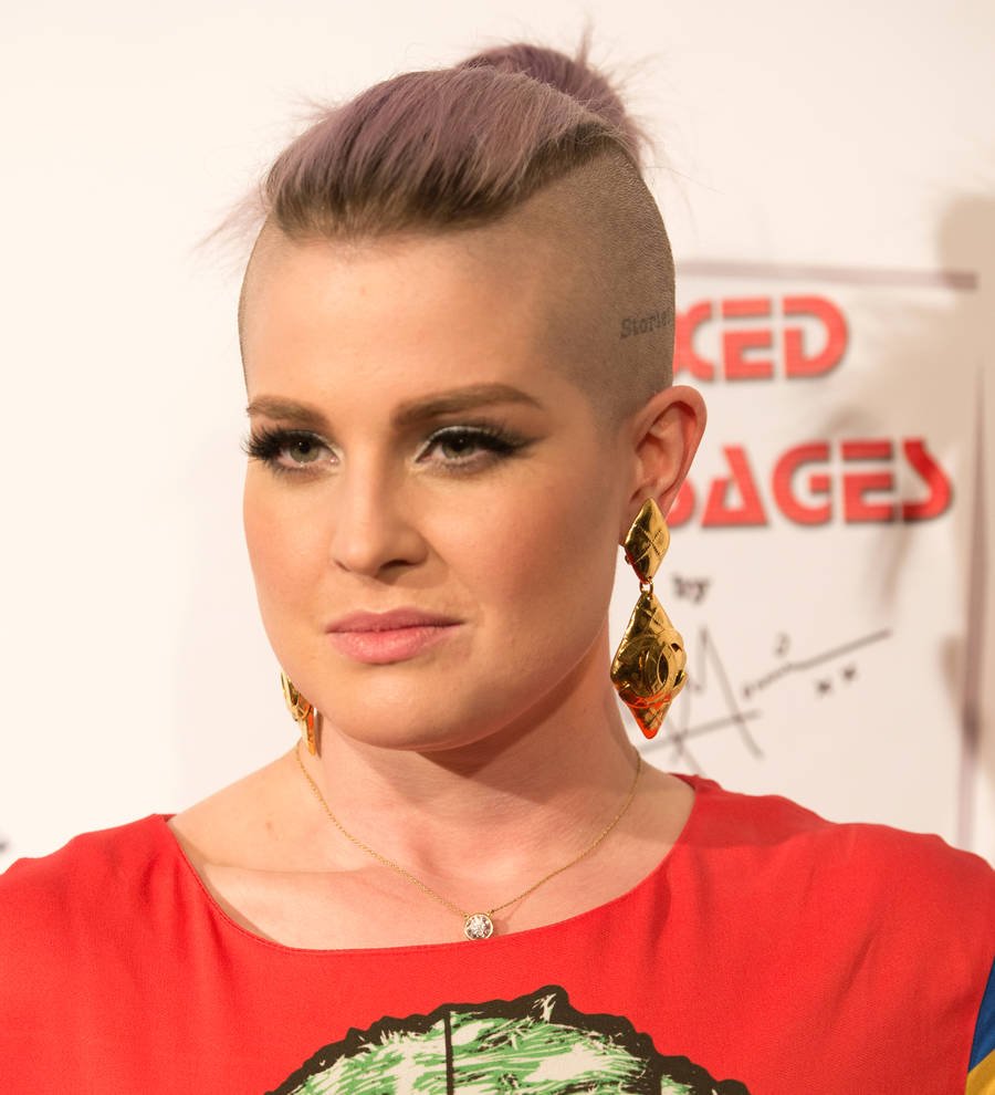 Kelly Osbourne inks head tattoo in honor of Orlando victims
