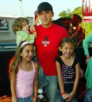 Former pop star Gerardo Mejia scores reality TV show
