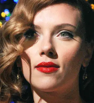 Scarlett Johansson urging Wall Street protesters to switch up tactics