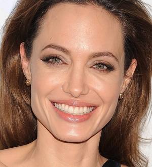 Angelina Jolie got Globes news on dentist trip