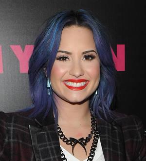 Demi Lovato praises mom for opening up about depression
