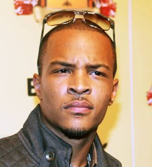 T.I.: 'Iggy Azalea should focus on her music'