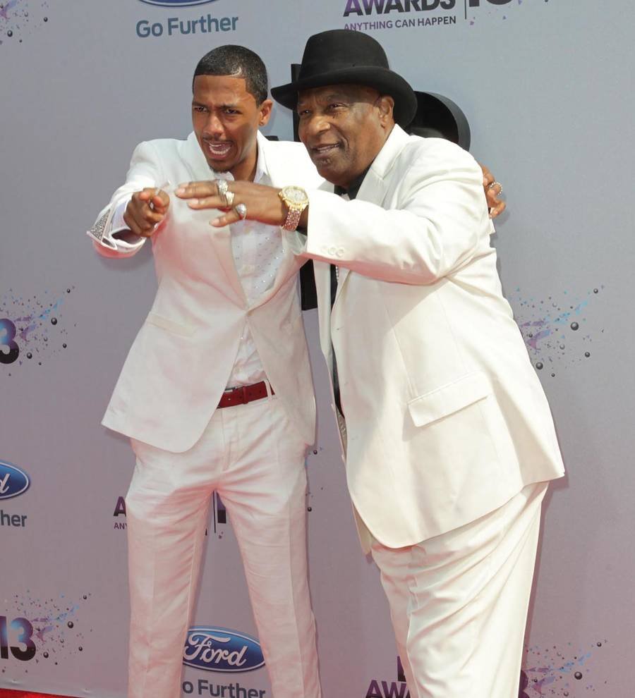 Nick Cannon's dad dies