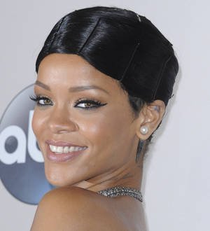 Shakira & Rihanna plan assault on the charts with new track