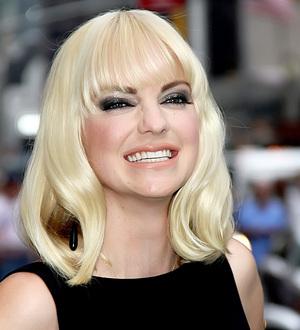 Anna Faris blames career for failed first marriage