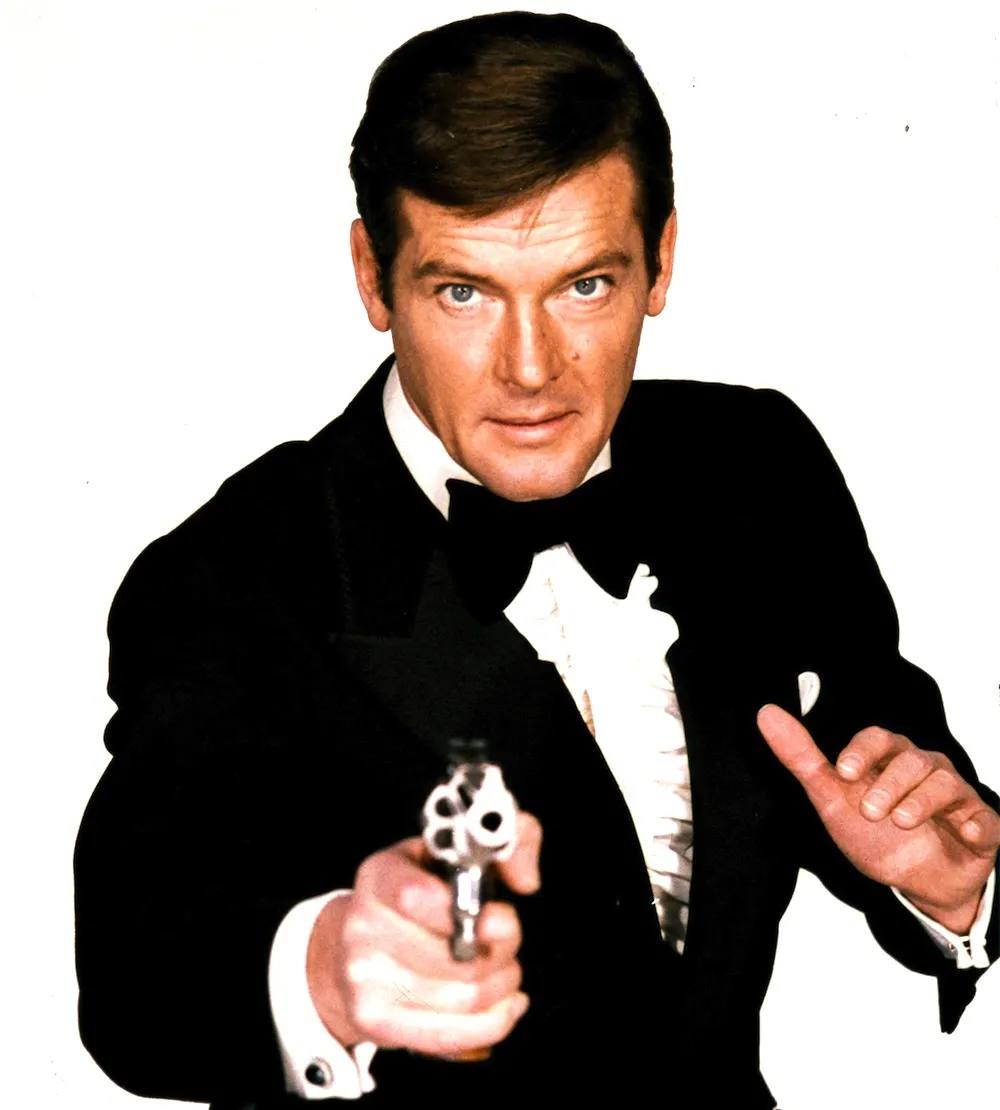 SUNDAY MUSIC VIDS: James Bond