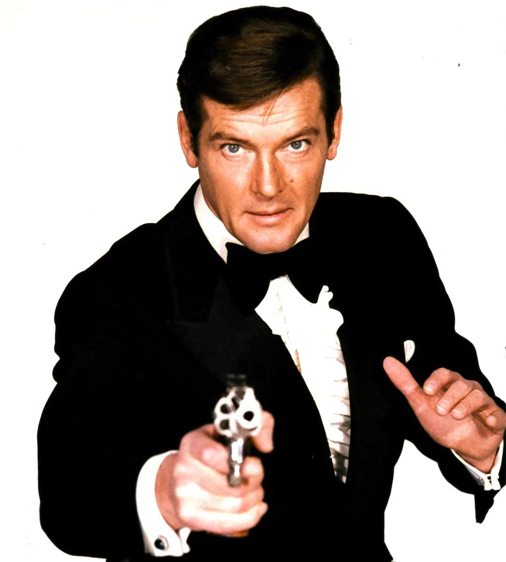 SUNDAY MUSIC VIDS: James Bond