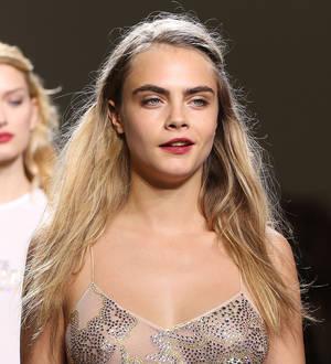Cara Delevingne lands lead role in Paper Towns