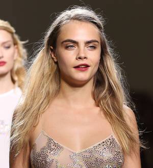 Cara Delevingne lands lead role in Paper Towns