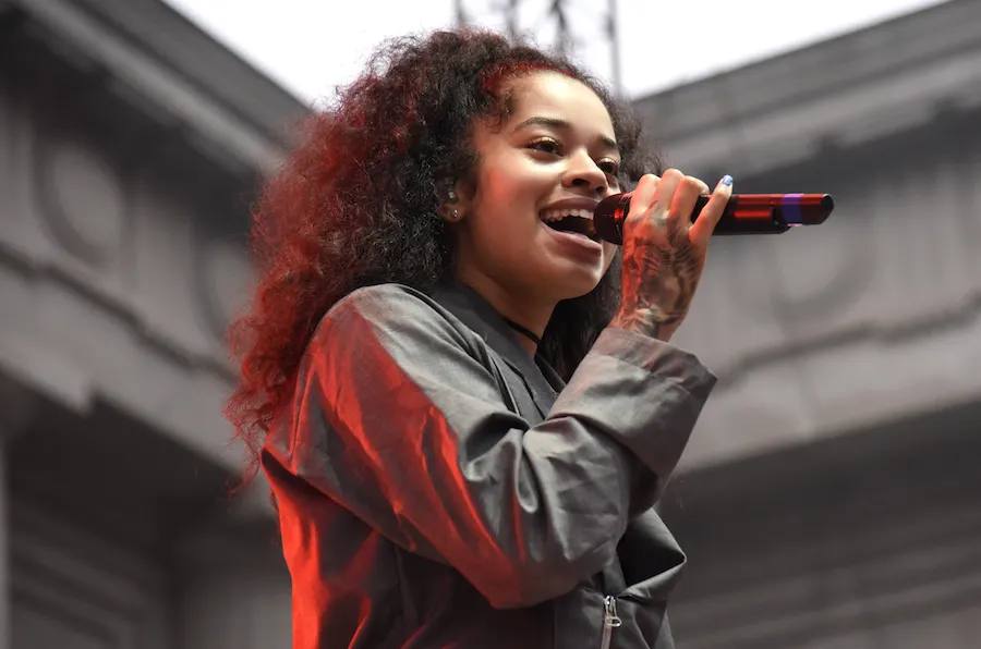 Ella Mai Gets a Major Glow-up Thanks to Her Song "Boo'd Up"!
