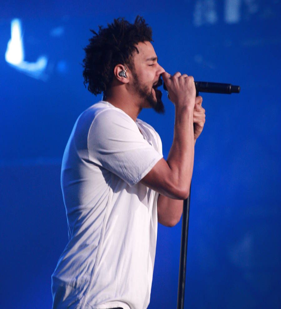 J. Cole's Vancouver show delayed over 'transportation issues'