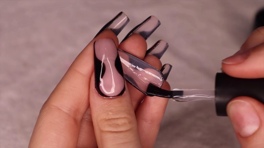 5 Trends To Get On Your Fingertips This Summer!