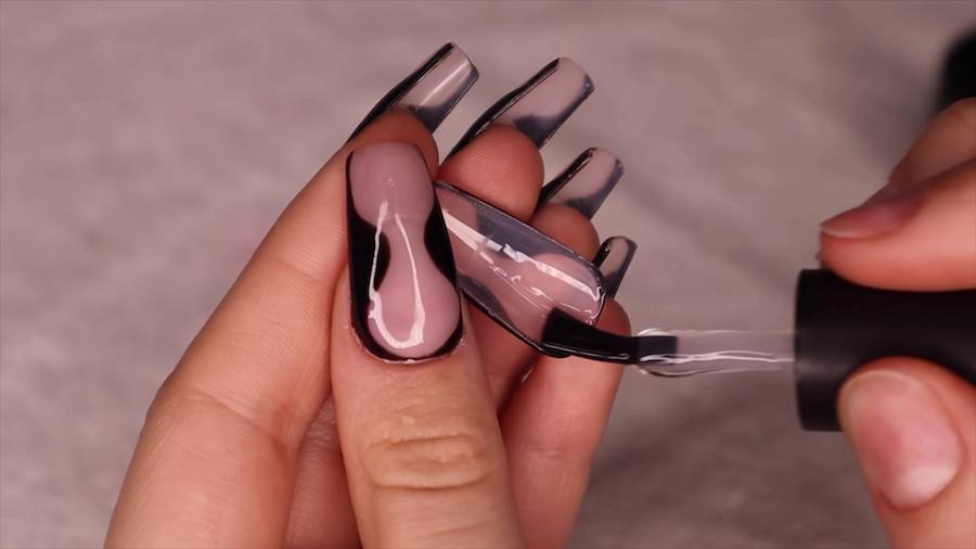 5 Trends To Get On Your Fingertips This Summer!