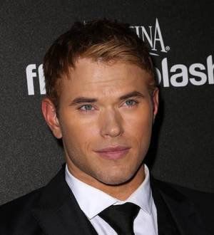 Kellan Lutz: 'I am not dating Miley Cyrus'