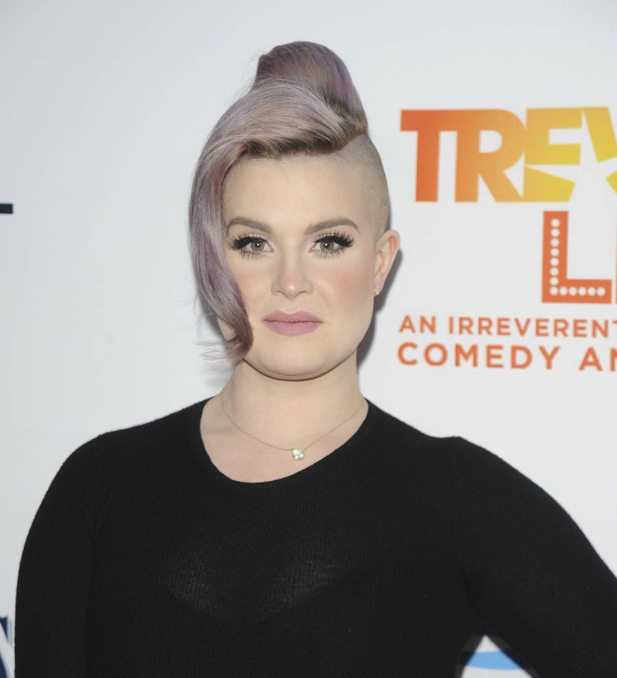 Kelly Osbourne fears her new memoir is too honest