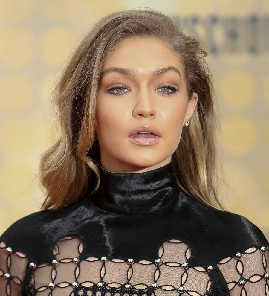 Gigi Hadid collects top prize at Guys' Choice Awards