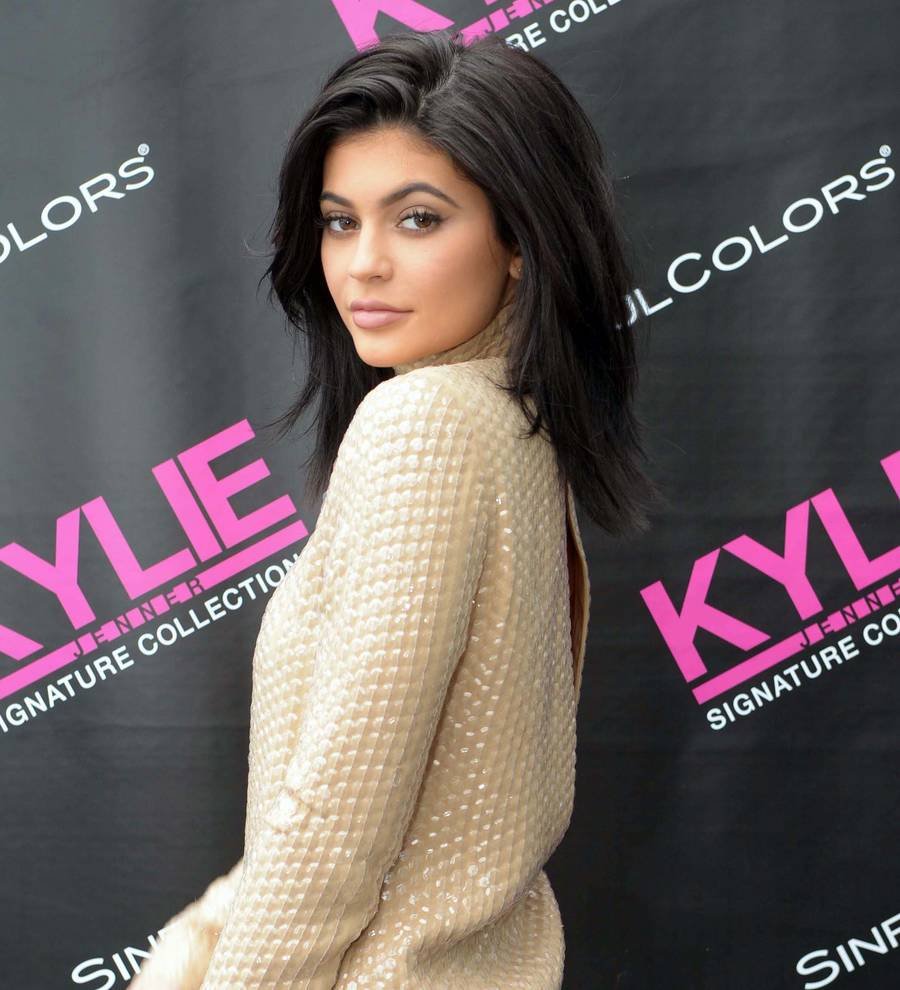 Kylie Jenner teases Terry Richardson calendar