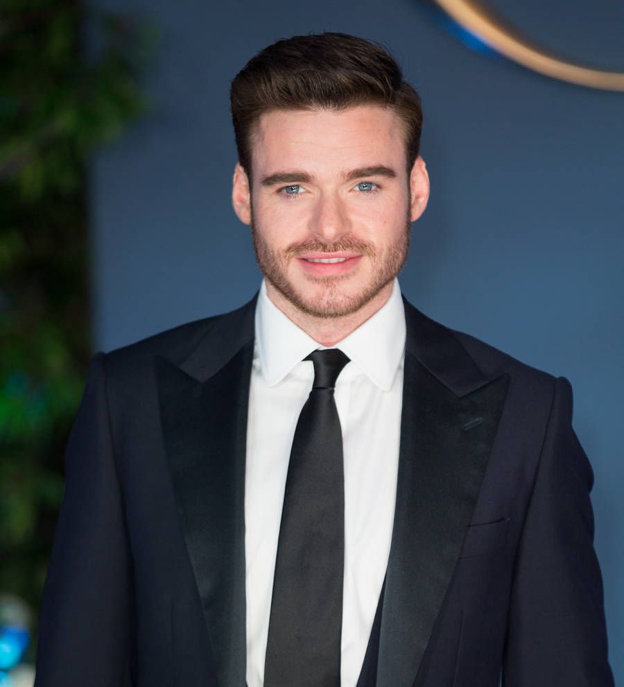 Richard Madden reportedly dating Ellie Bamber
