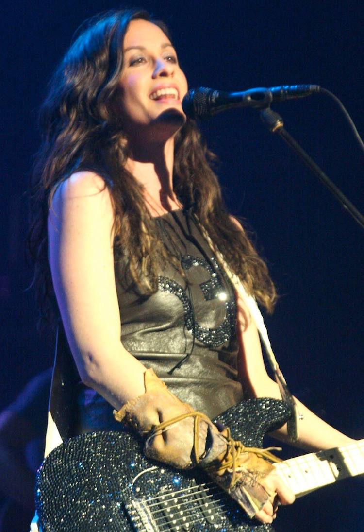 SUNDAY MUSIC VIDS: Alanis Morissette