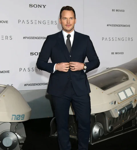 Chris Pratt thanks fans for funding youth center honoring father