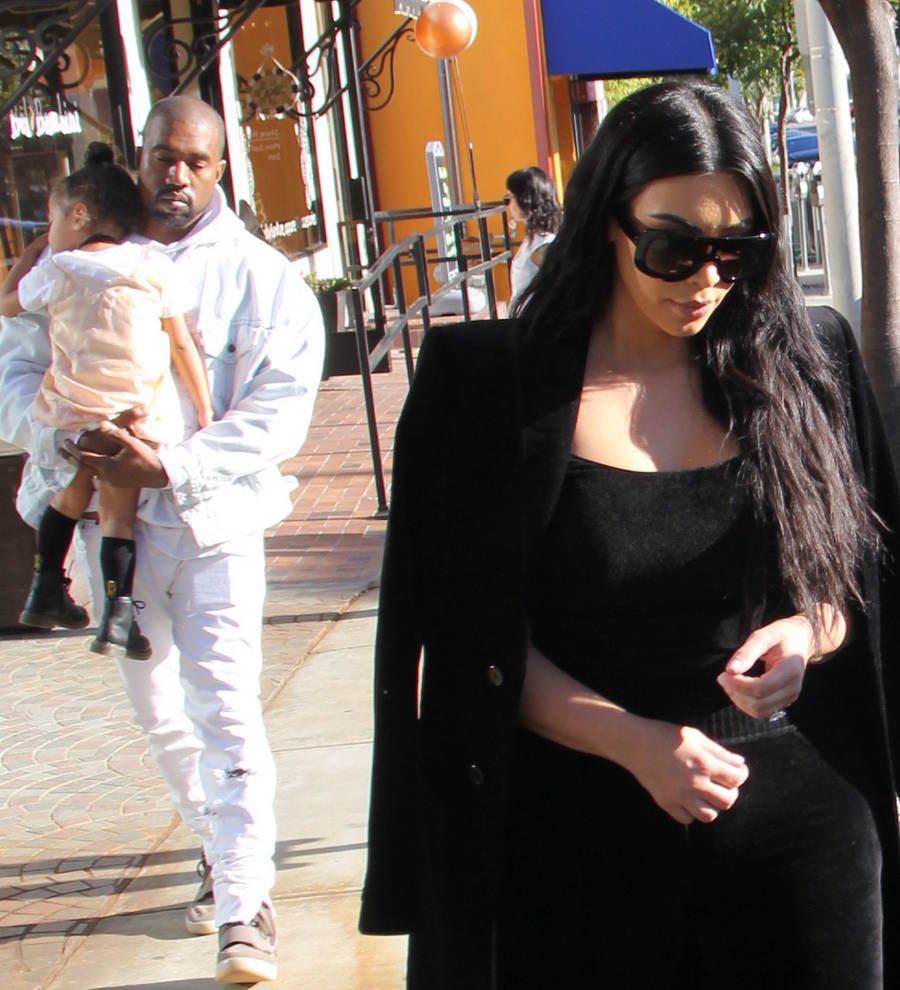 Kim Kardashian flaunts her 42-pound weight loss