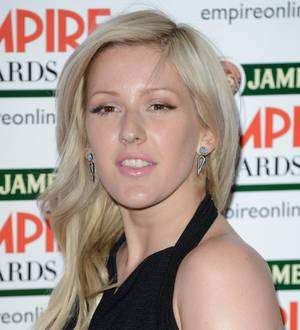 Ellie Goulding left luggage-less in America again