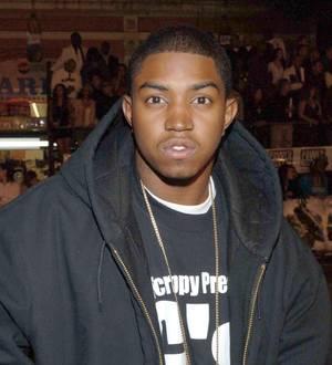 Lil Scrappy surrenders to police