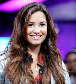 Demi Lovato and Wilmer Valderrama snapped kissing