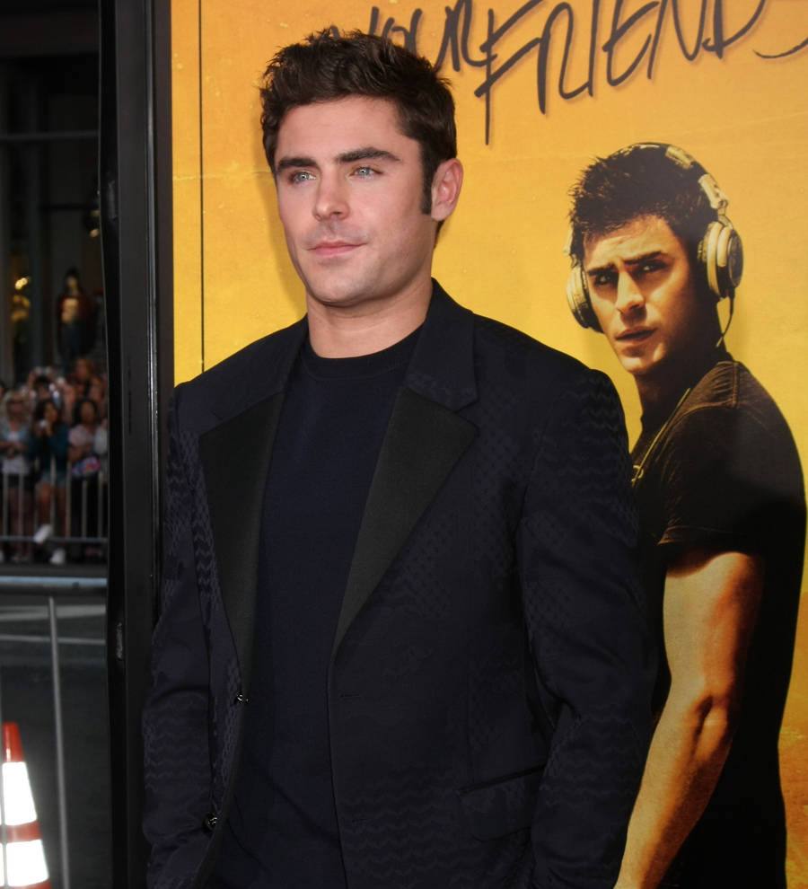 Zac Efron struggling with ocean training for Baywatch movie